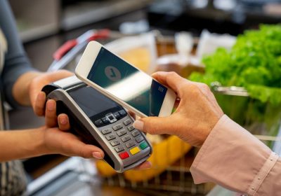 Banque : paiement par téléphone