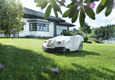 Pratique : tondeuses à gazon, les robots dominent