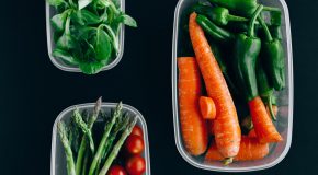 Environnement : fruits et légumes frais sans emballage plastique