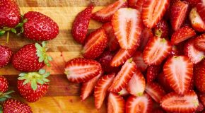 Alimentation : fraises de saison, pas certain