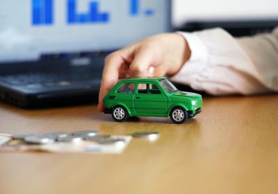Assurances – Augmentation des contrats automobiles