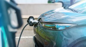 Automobile – Passer à l’électrique, ou pas
