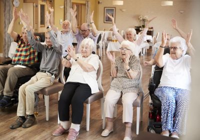 Santé – EHPAD privés, toujours plus chers et pas meilleurs